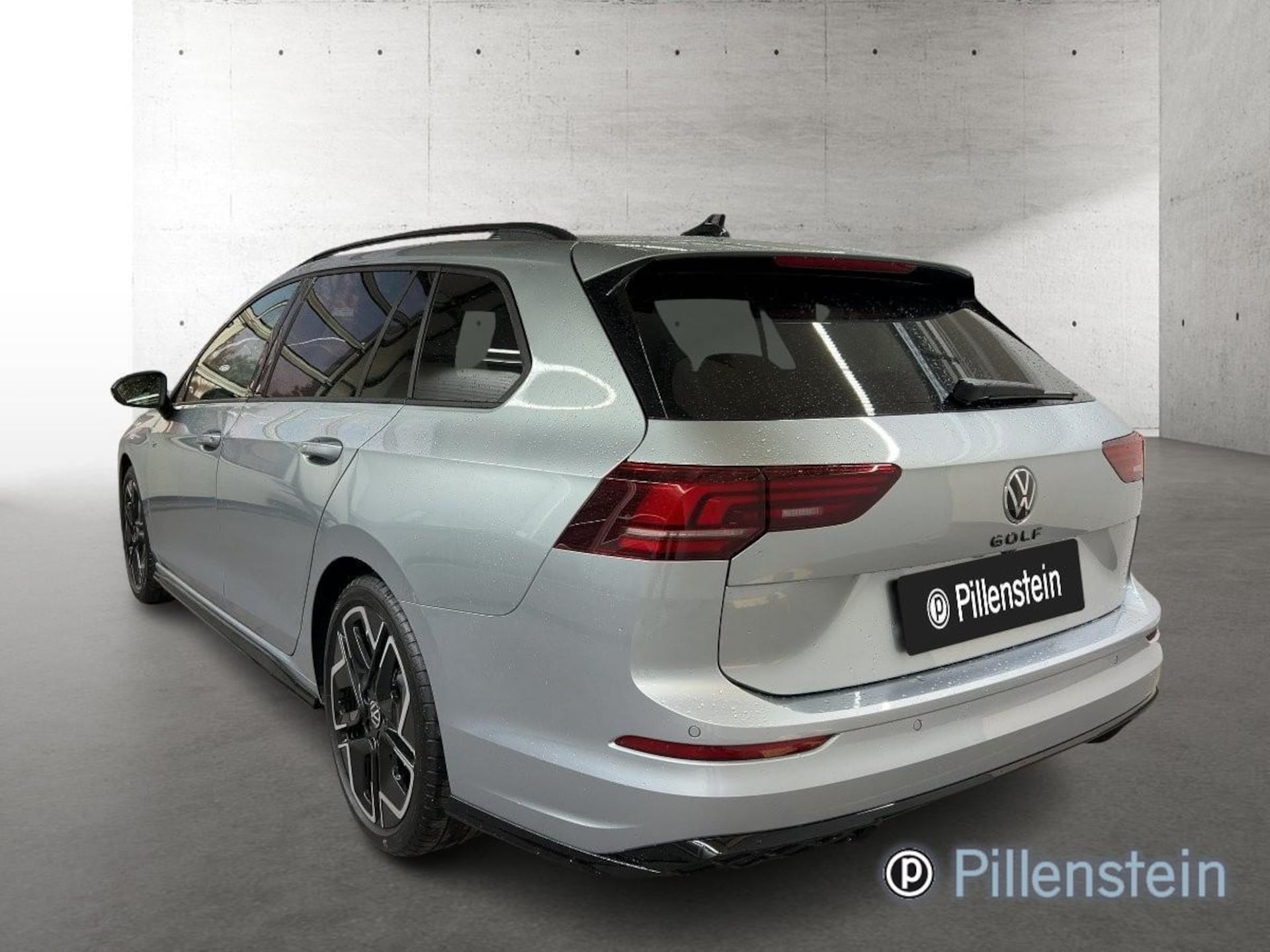 Volkswagen Golf Variant R-Line