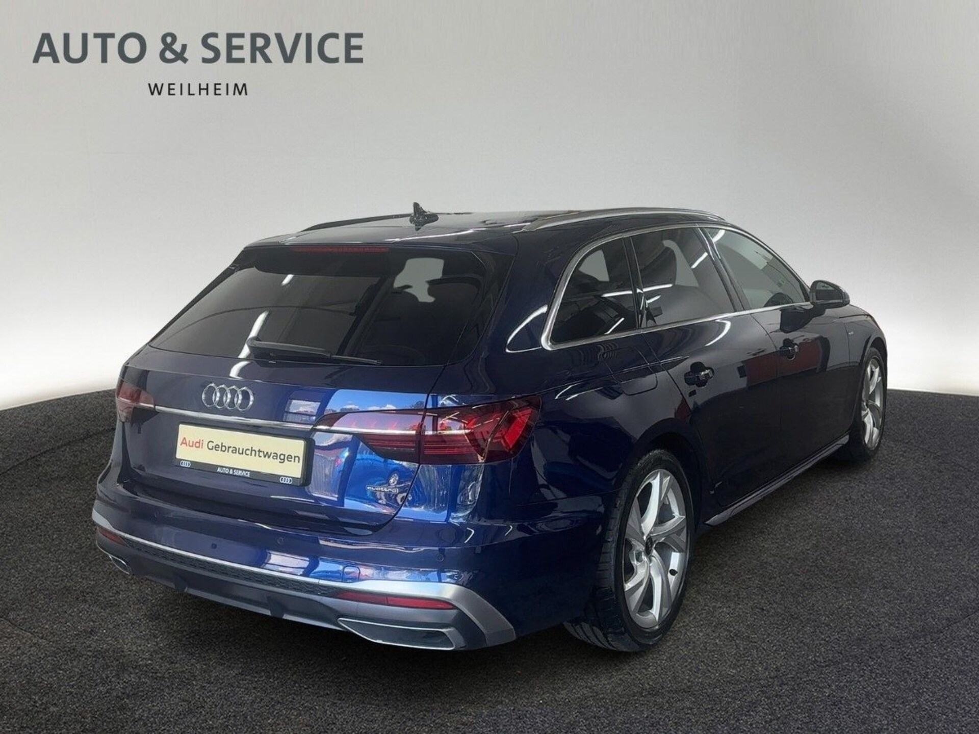 Audi A4 Avant S line