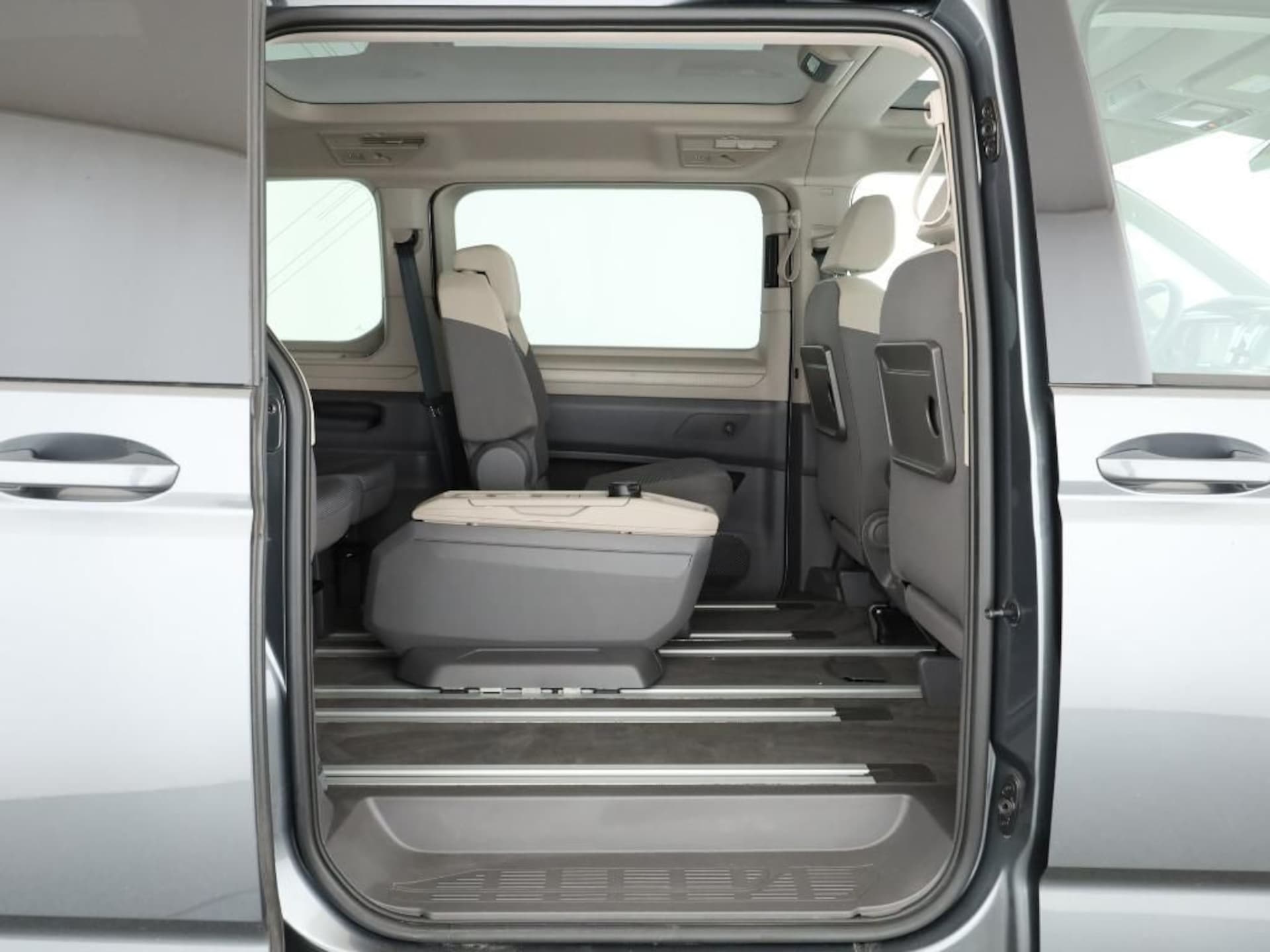 Volkswagen Multivan Basis-Modell