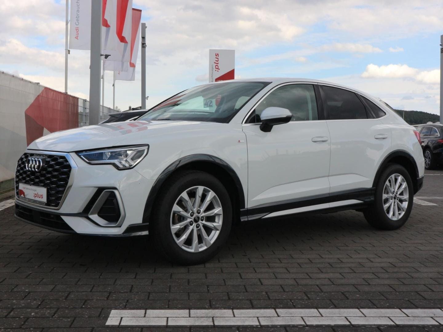 Bild über Audi Q3 Sportback TFSI 110 kW S tronic - für weitere Informationen kontaktieren Sie den Audi Partner