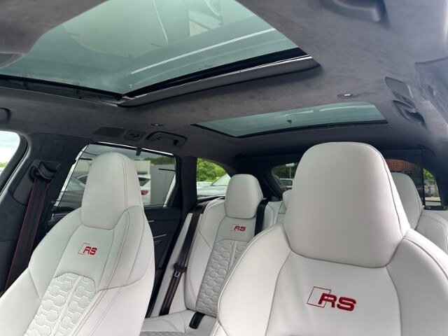 Image about Audi RS 6 Avant performance quattro tiptronic