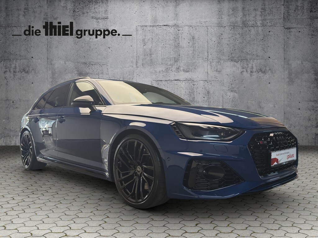 Image about Audi RS 4 Avant TFSI quattro tiptronic
