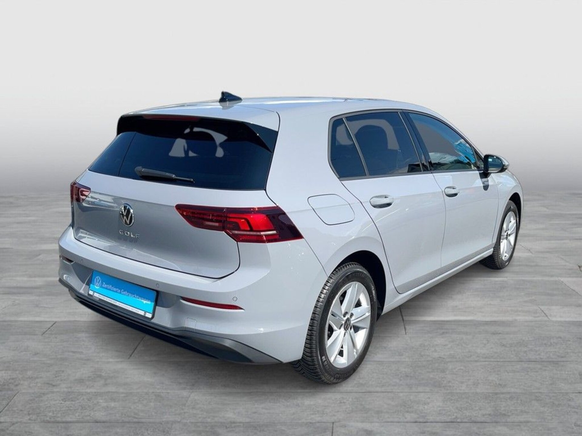 Volkswagen Golf Life