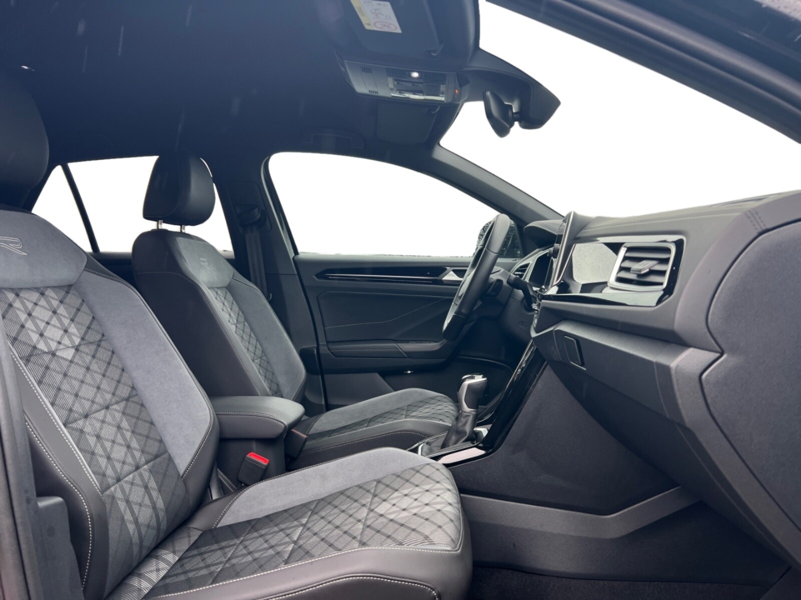 Volkswagen T-Roc – Bild 15
