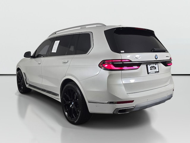 2024 BMW X7