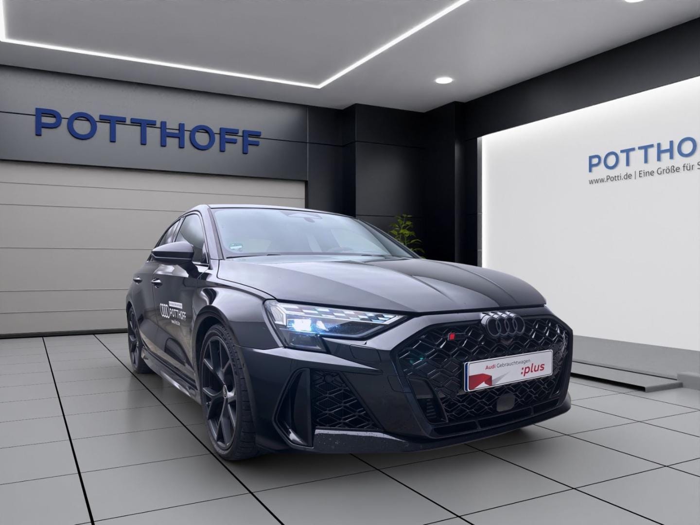 Bild über Audi RS 3 Limousine TFSI quattro 294 kW S tronic - für weitere Informationen kontaktieren Sie den Audi Partner