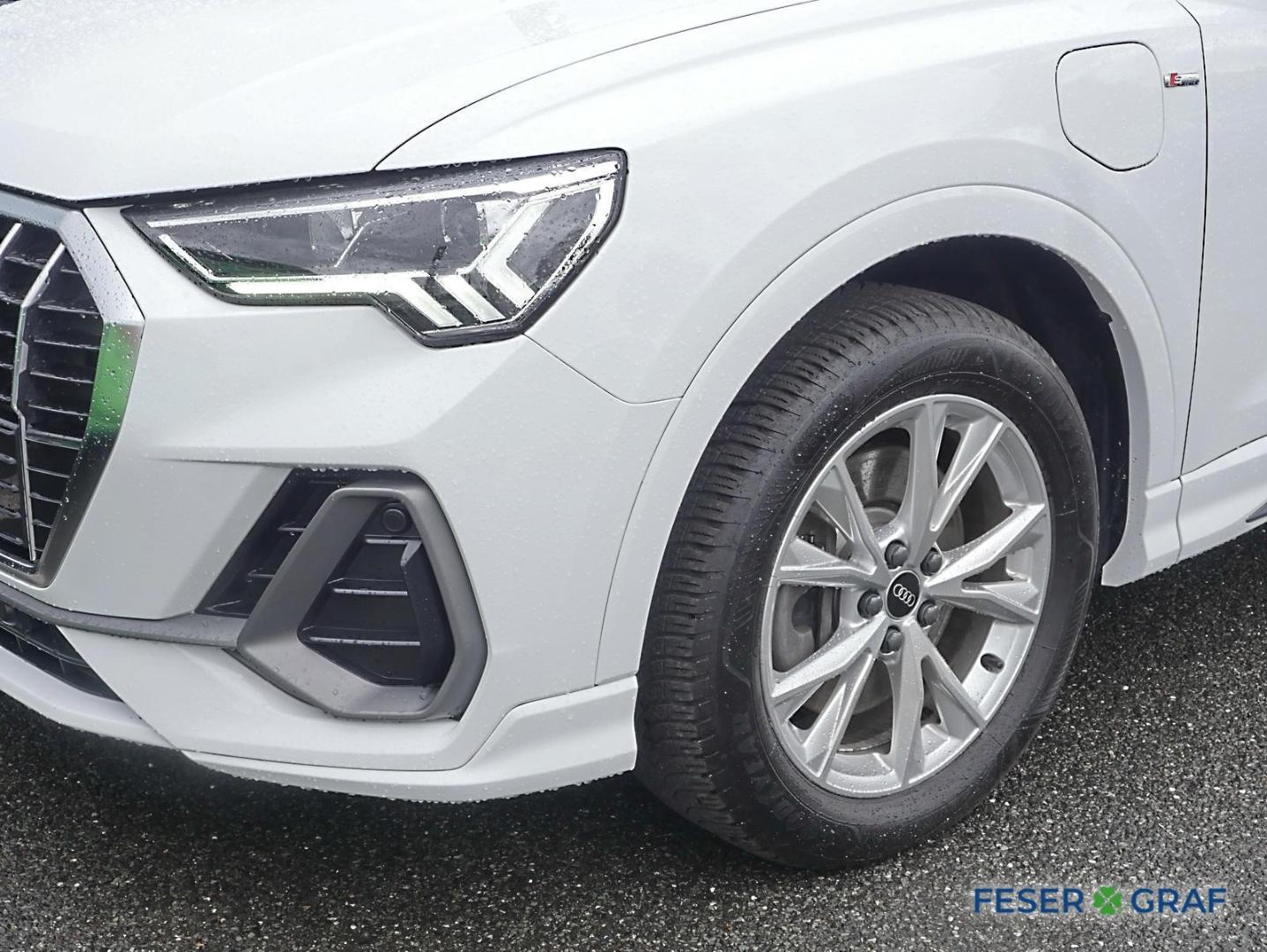 Image about Audi Q3 TFSI e 45 TFSI e S tronic