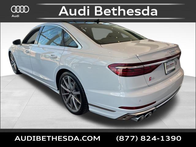 2025 Audi S8 Base - Photo 4