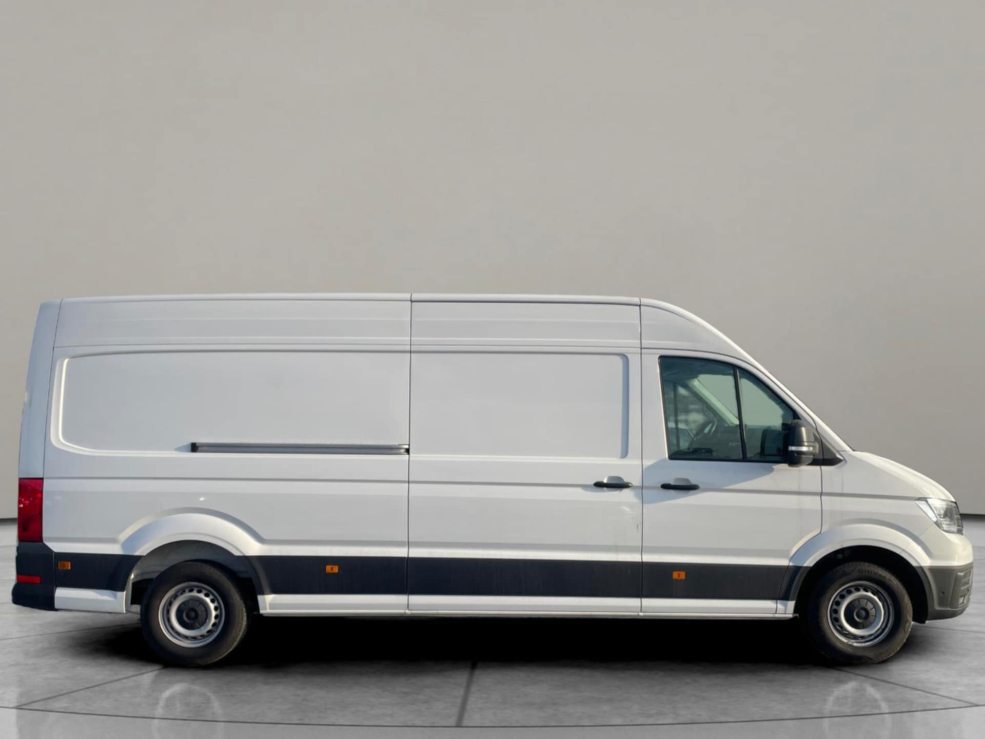 Volkswagen Crafter Furgon długi rozstaw osi