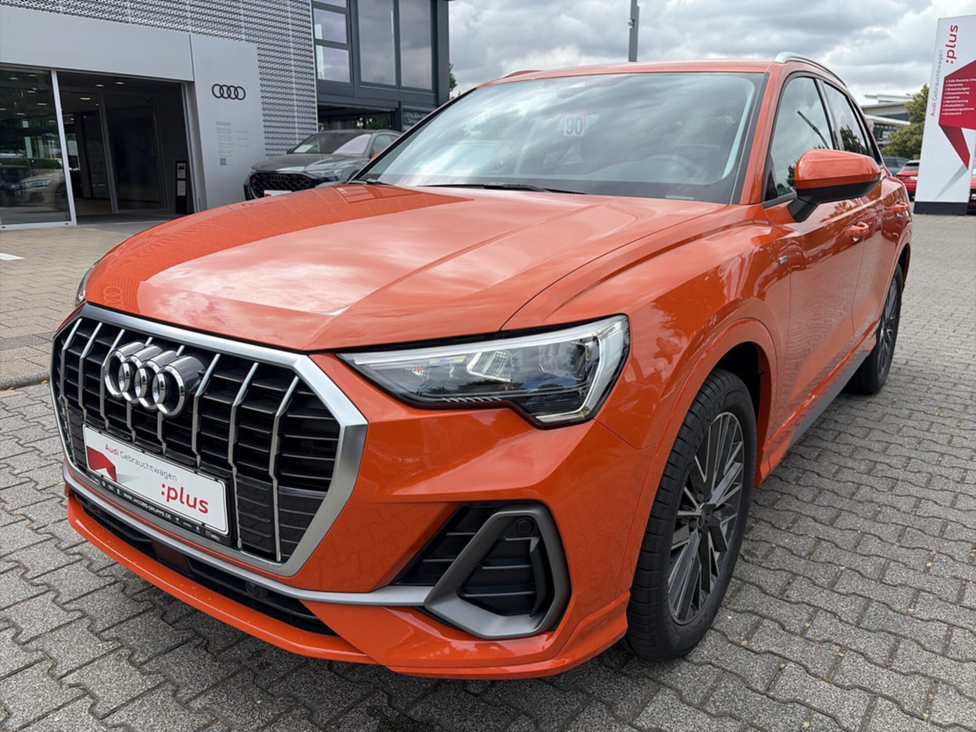 Audi Q3 SUV S line