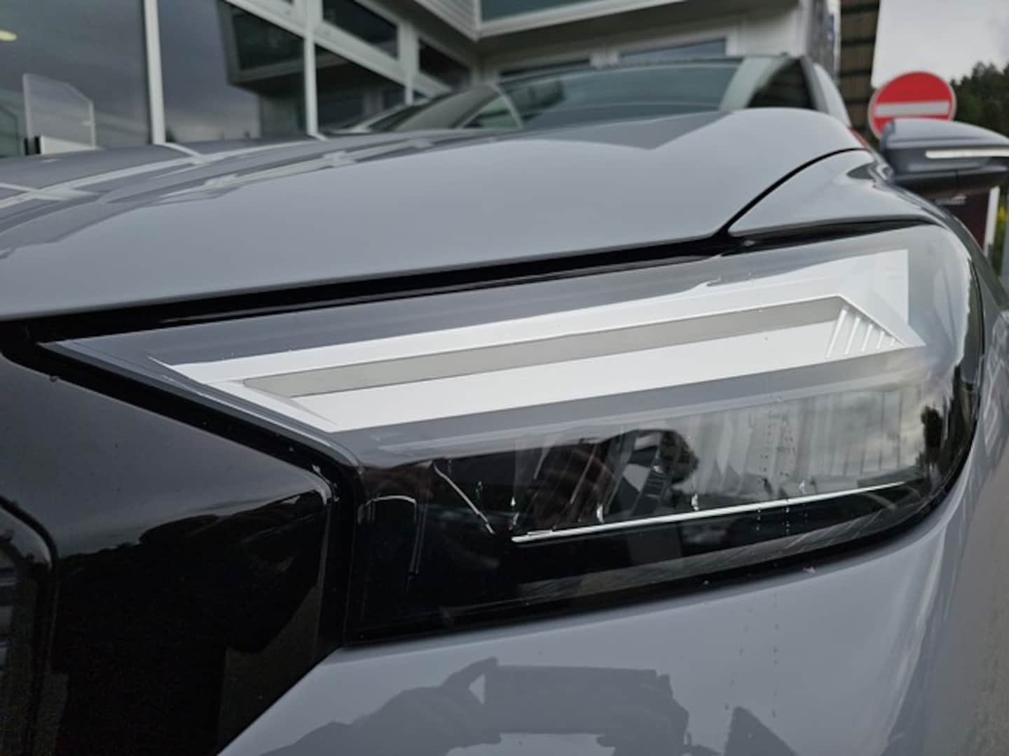 Bild über Audi Q4 e-tron 40 e-tron - für weitere Informationen kontaktieren Sie den Audi Partner