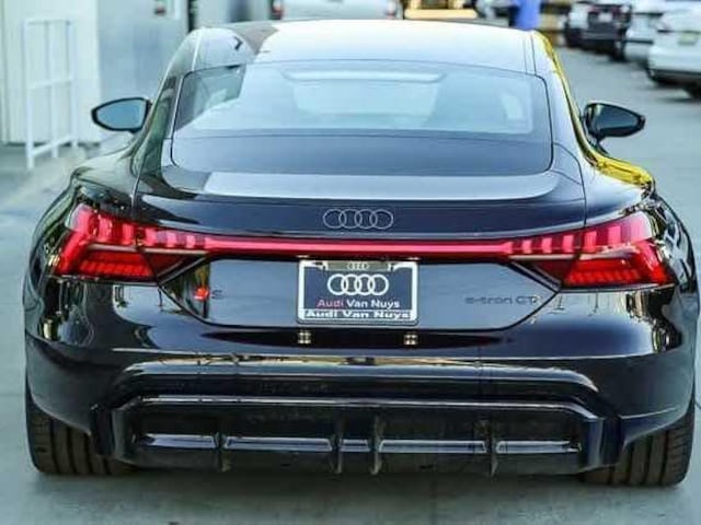 2026 Audi S e-tron GT Premium Plus - Photo 8