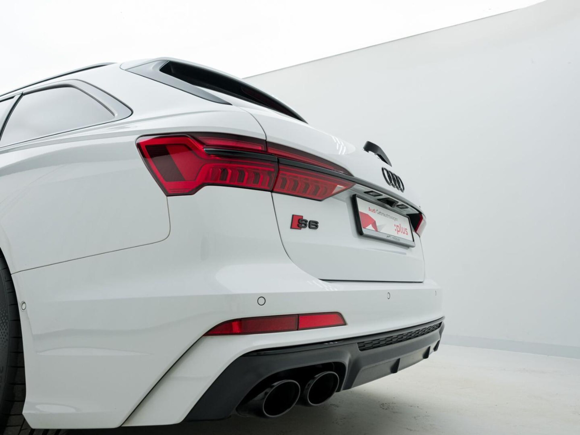 Audi S6 Avant
