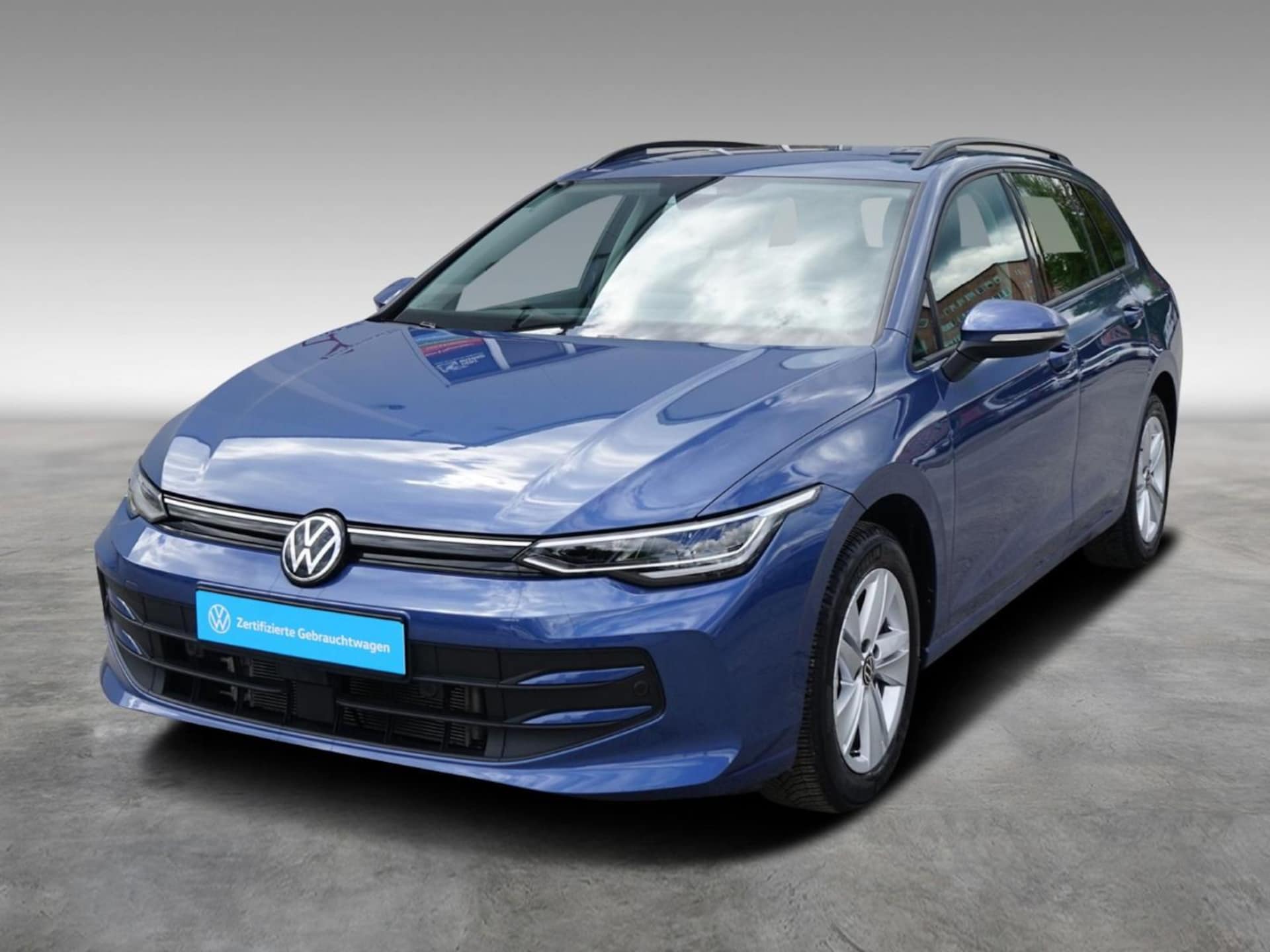 Volkswagen Golf Variant Life