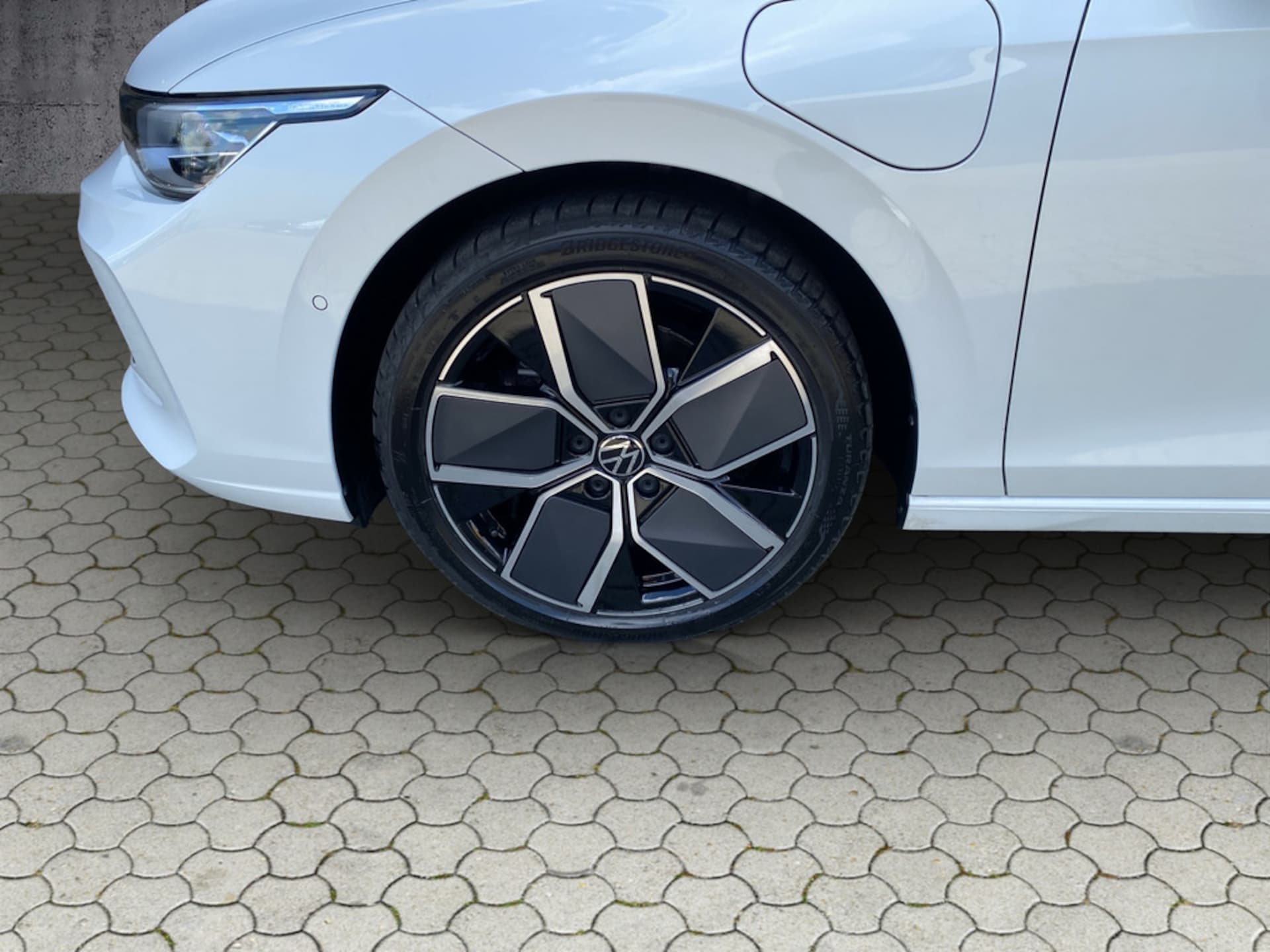Volkswagen Golf Style