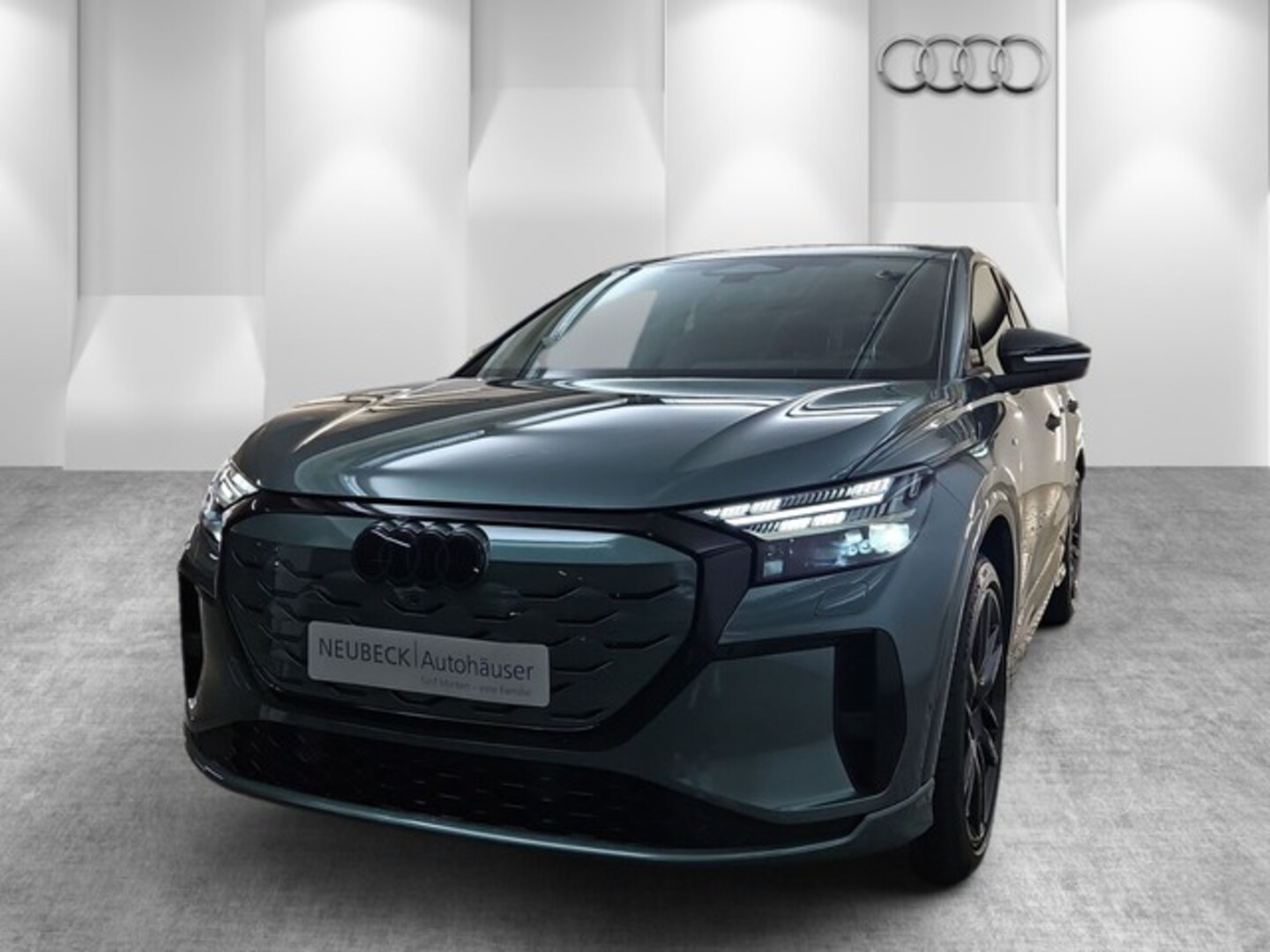 Bild über Audi Q4 Sportback e-tron e-tron quattro 220 kW - für weitere Informationen kontaktieren Sie den Audi Partner
