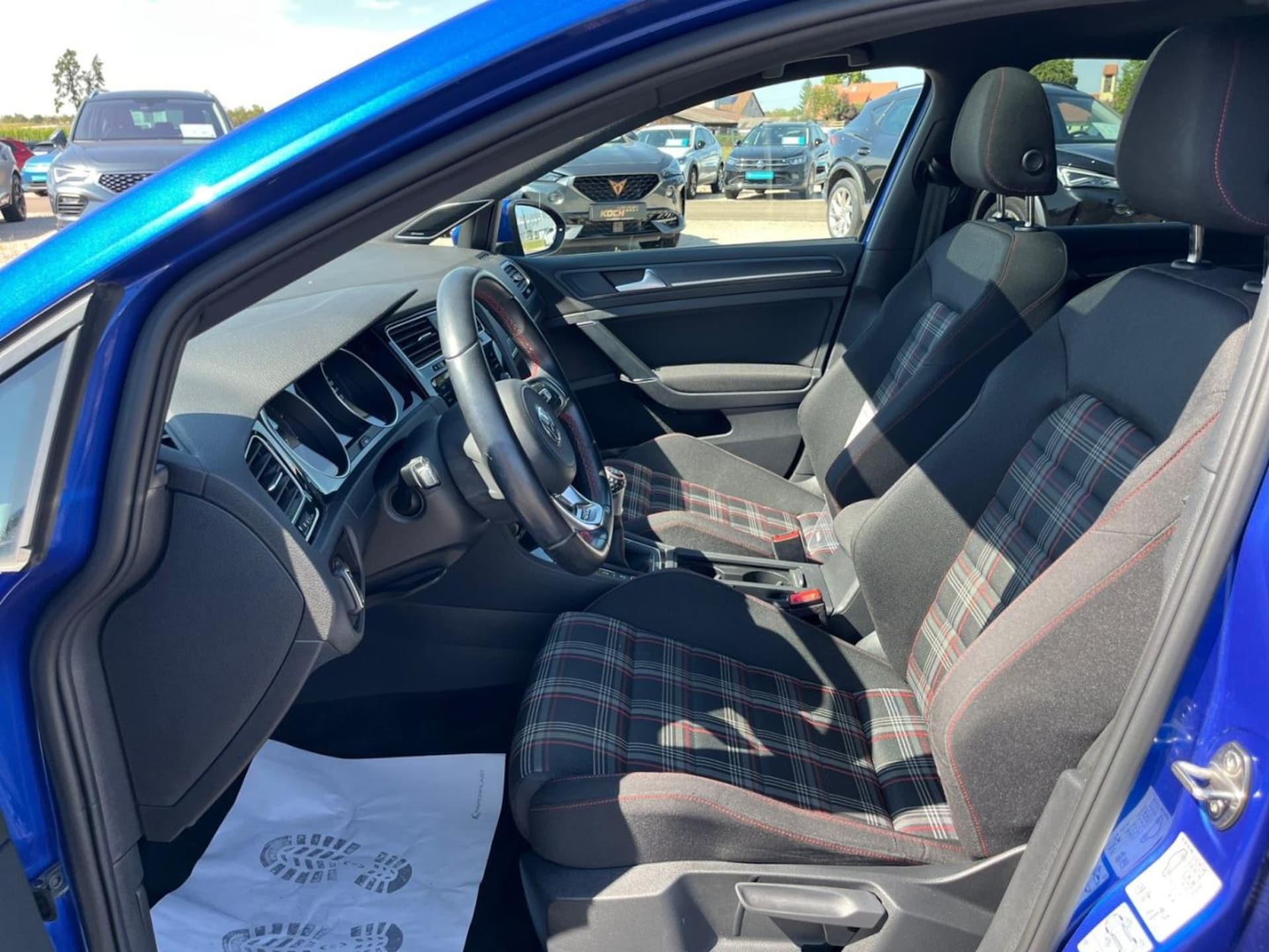 Volkswagen Golf GTI