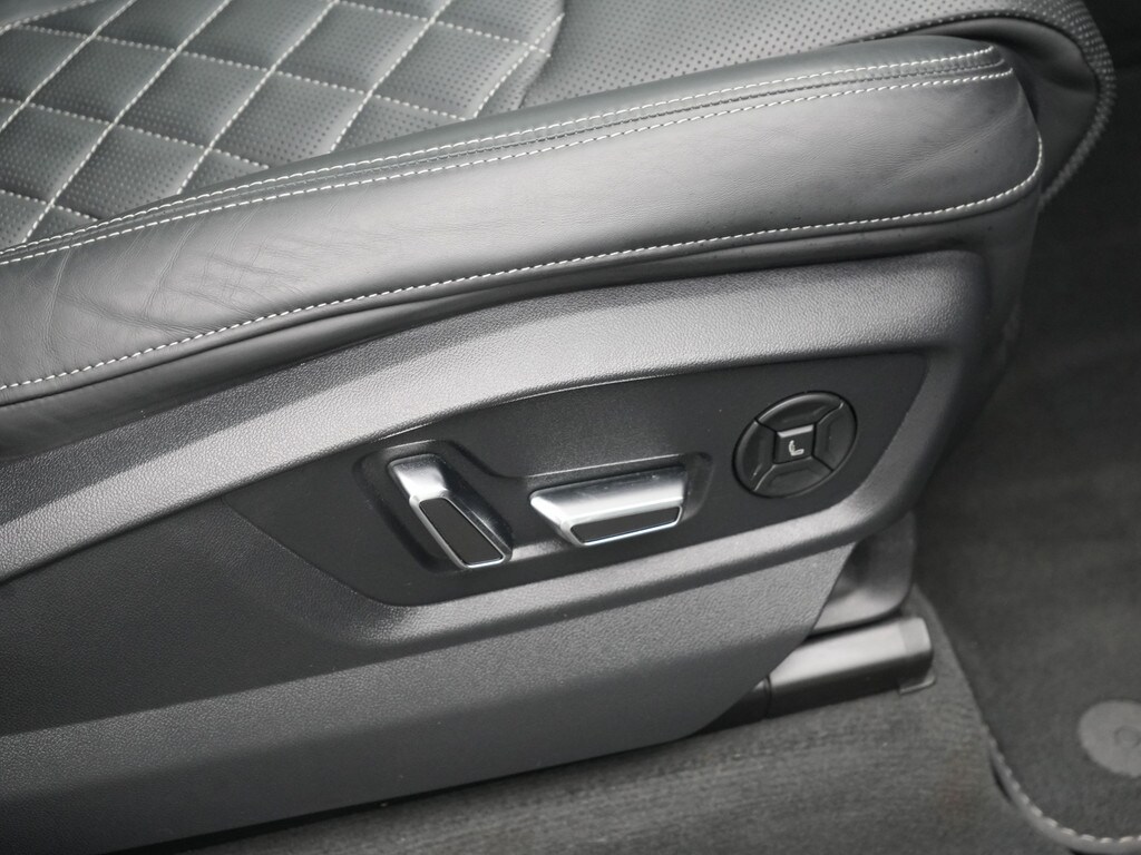Image about Audi SQ8 competition plus TFSI quattro tiptronic
