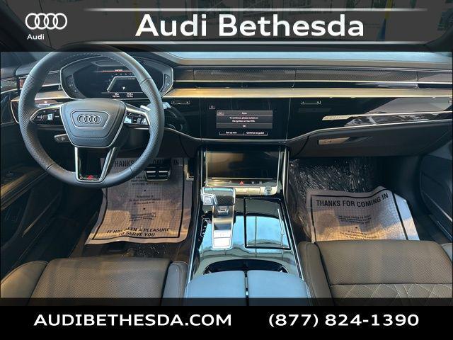 2025 Audi S8 Base - Photo 8