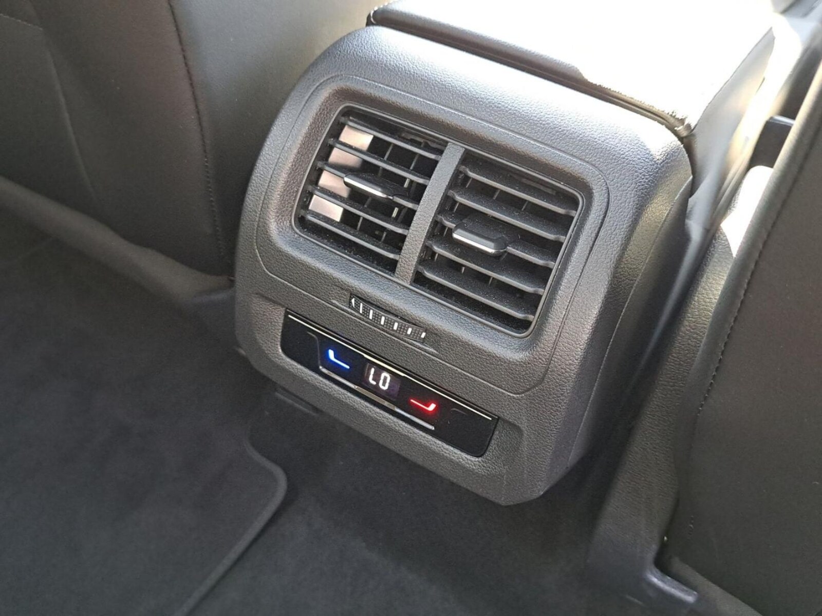 Volkswagen Touran – Bild 17