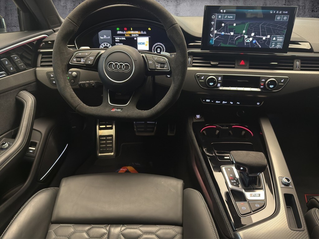 Image about Audi RS 4 Avant TFSI quattro tiptronic