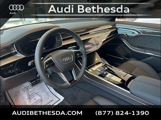 2025 Audi S8 Base - Photo 9
