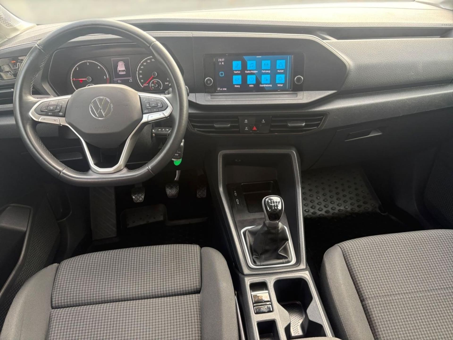 Volkswagen Caddy Maxi Basis-Modell