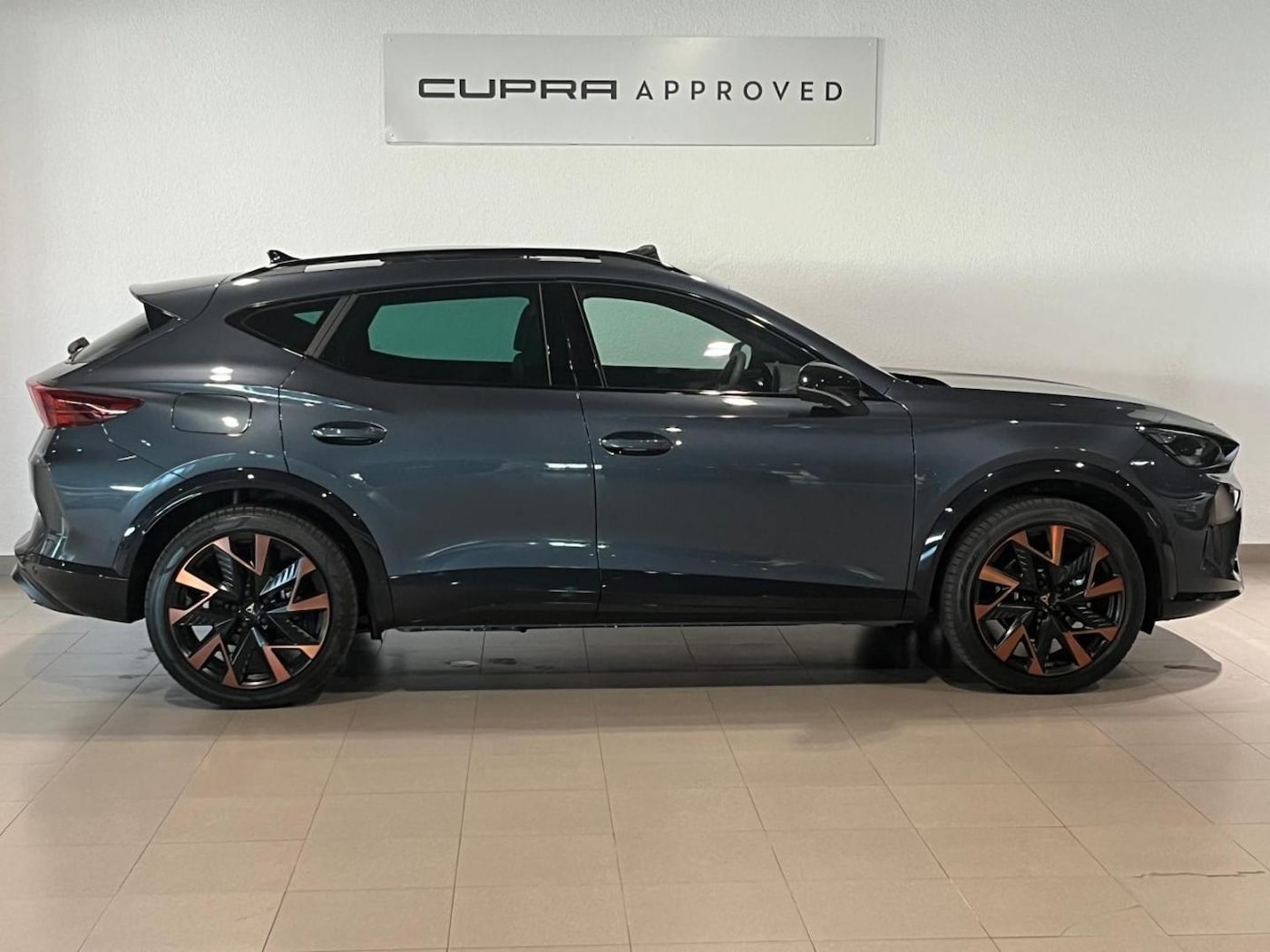 CUPRA Formentor 1.5 TSI e-Hybrid VZ DSG 200 kW (272 CV) — photo 3