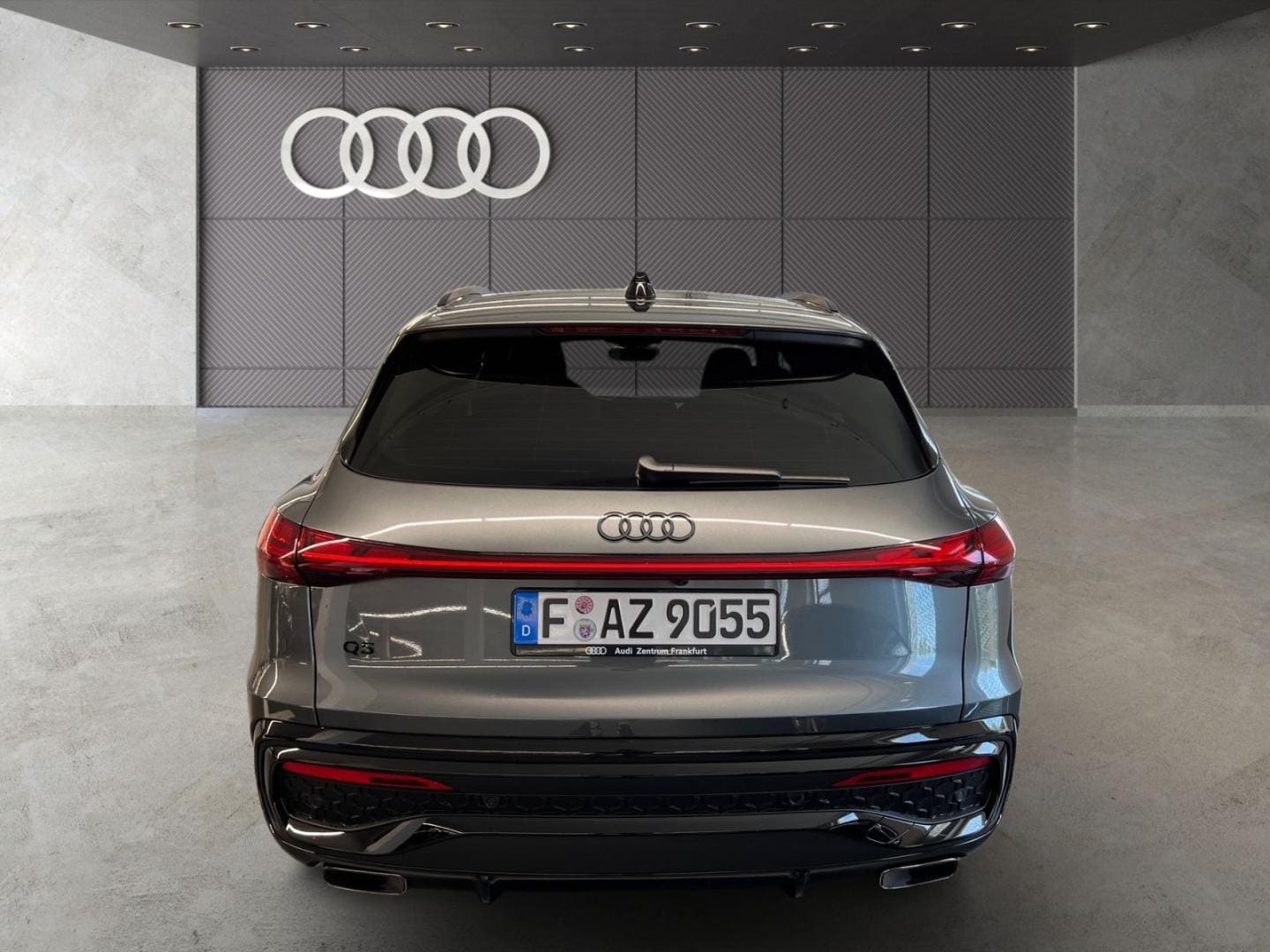 Bild über Audi Q5 SUV TFSI 150 kW S tronic - für weitere Informationen kontaktieren Sie den Audi Partner