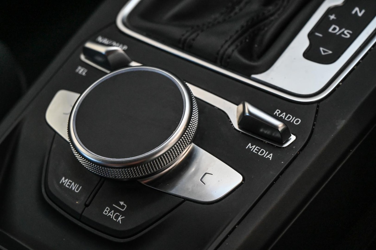 Image about Audi Q2 35 TFSI S tronic