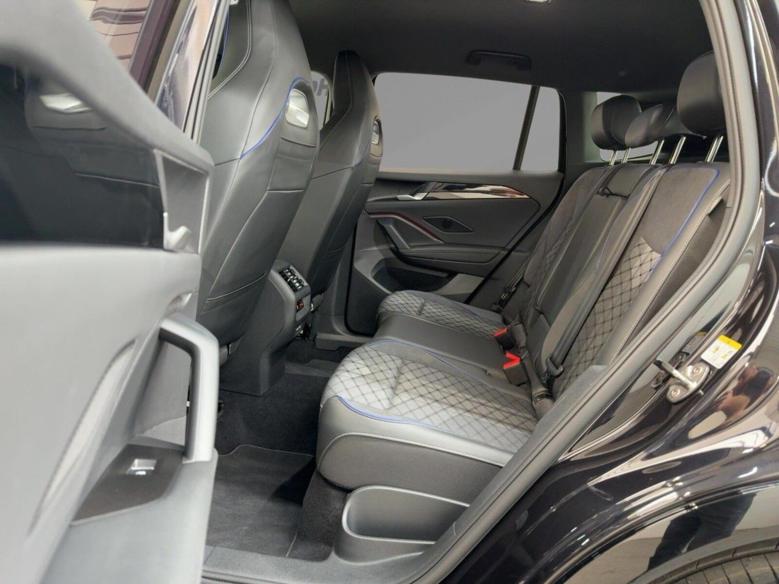 Volkswagen Tiguan – Bild 11