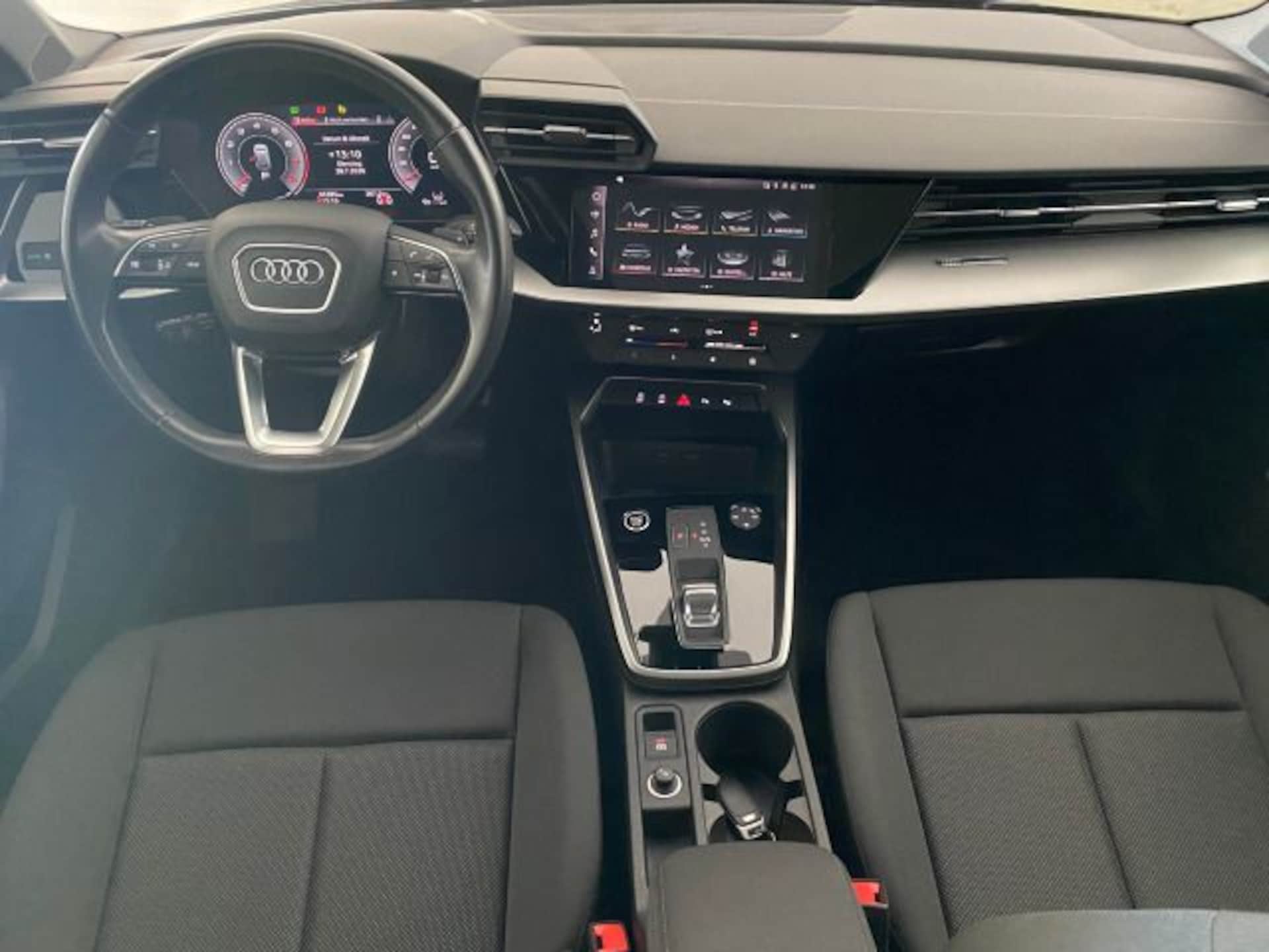 Audi A3 Sportback S line