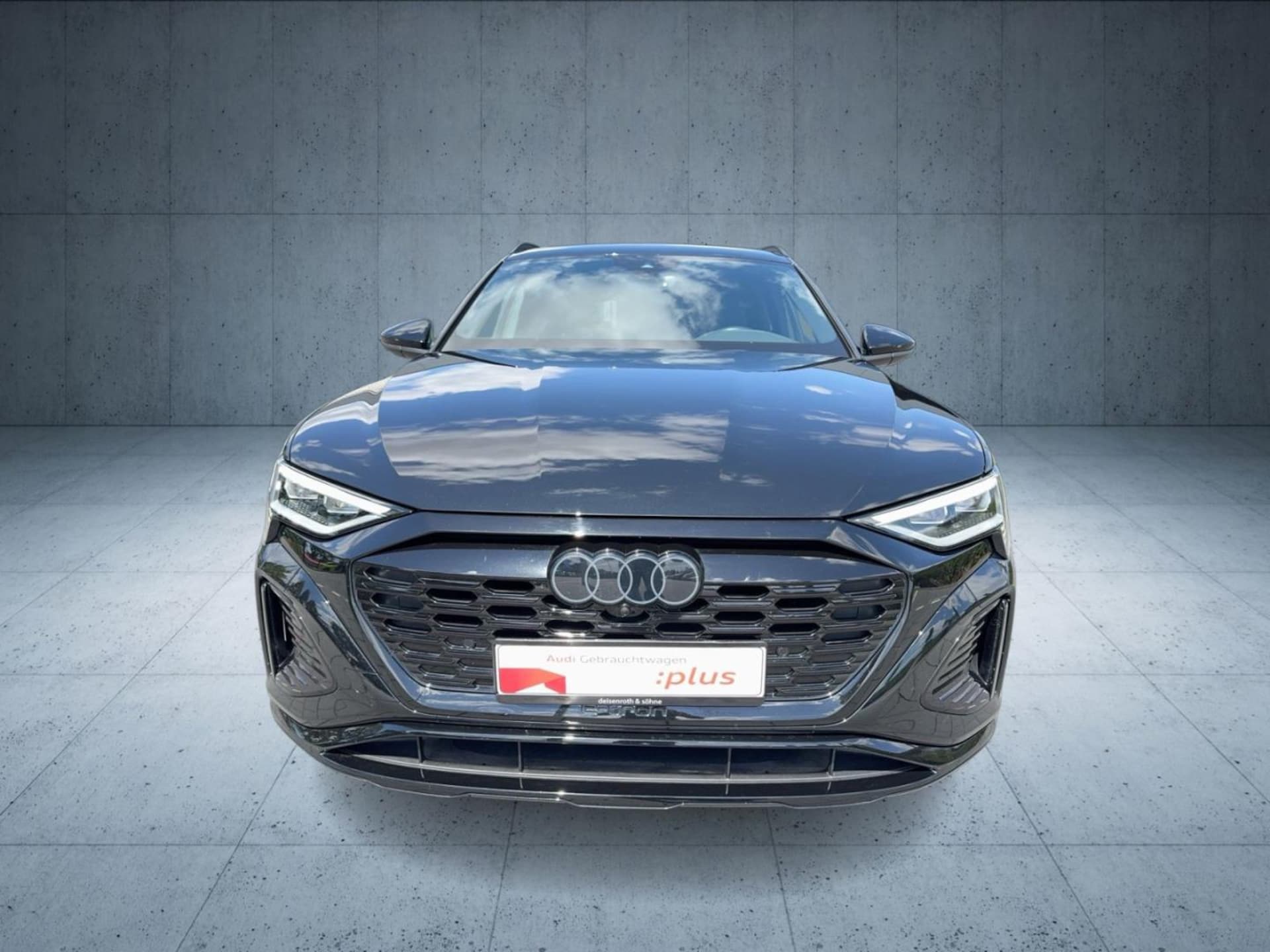 Audi Q8 e-tron S line