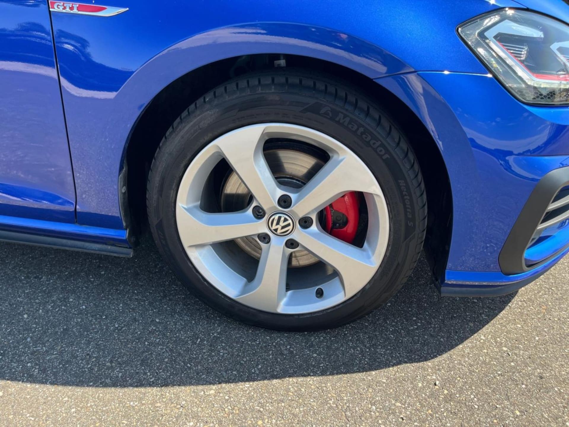 Volkswagen Golf GTI