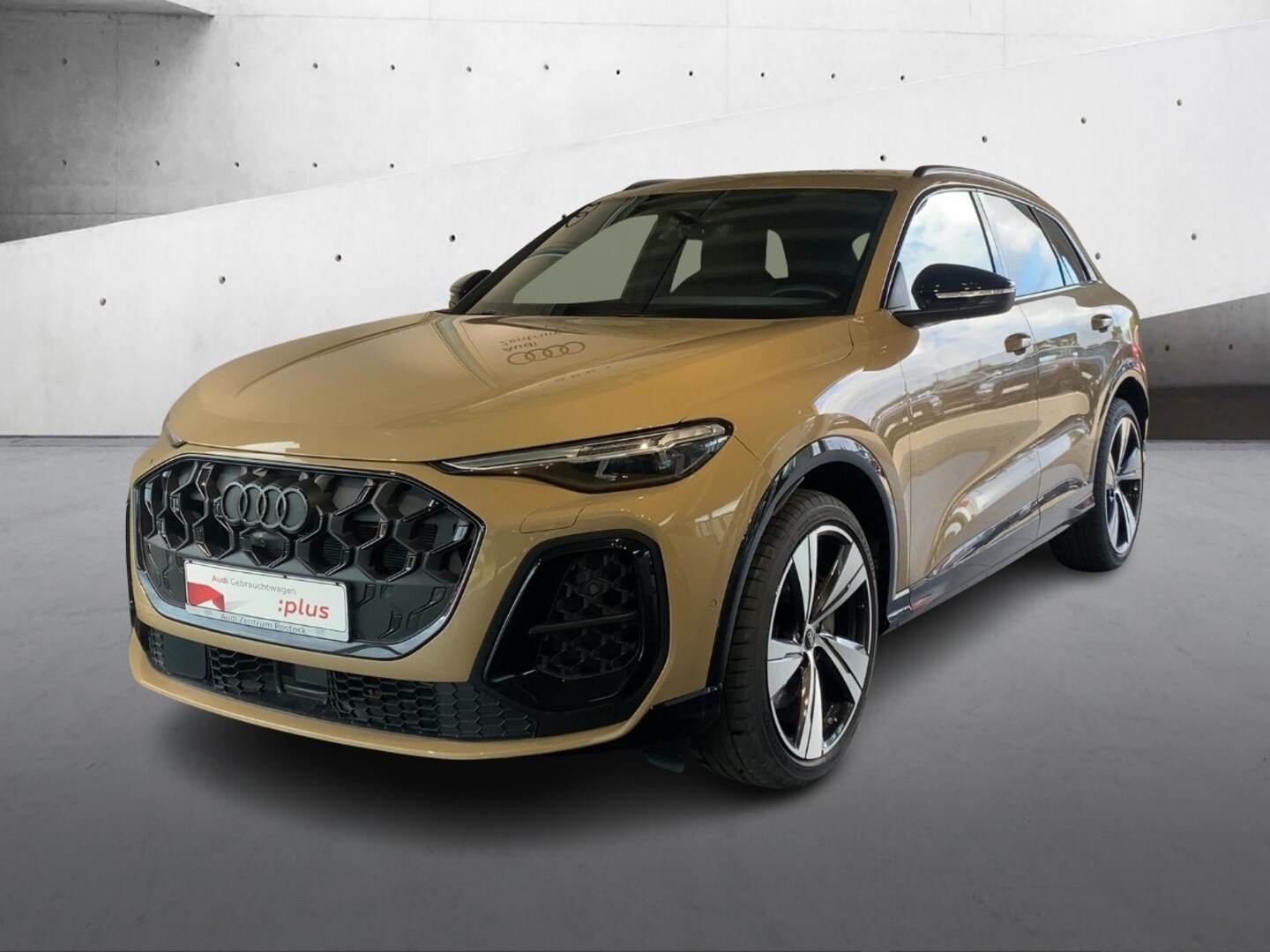 Bild über Audi Q5 SUV TDI quattro 150 kW S tronic - für weitere Informationen kontaktieren Sie den Audi Partner