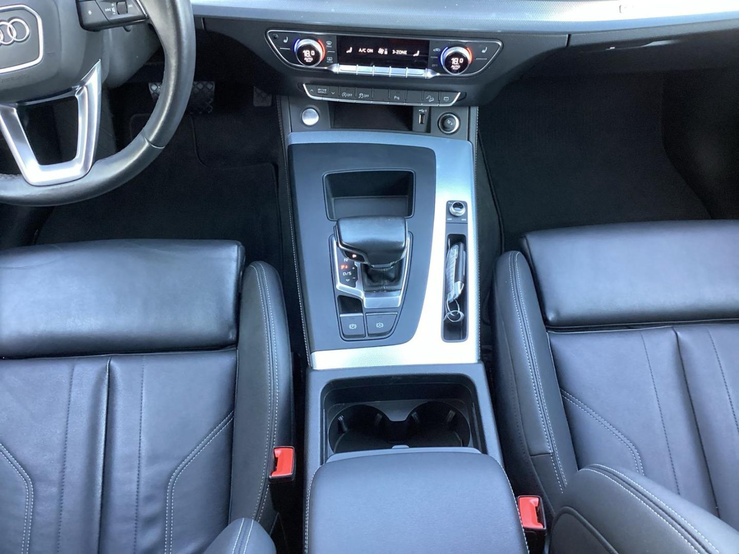 Image about Audi Q5 40 TDI quattro S tronic