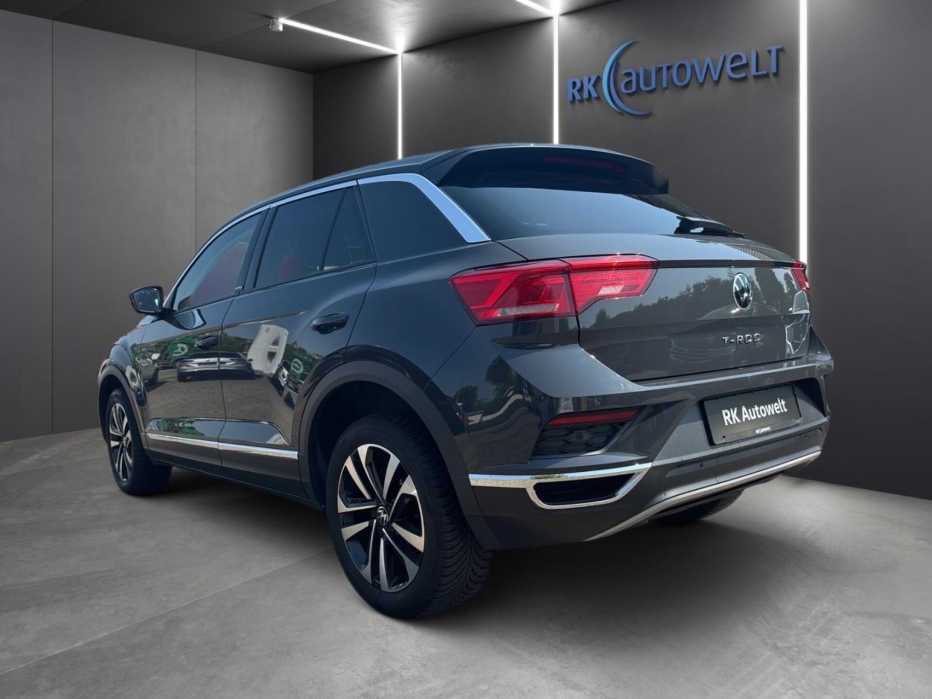 Volkswagen T-Roc United