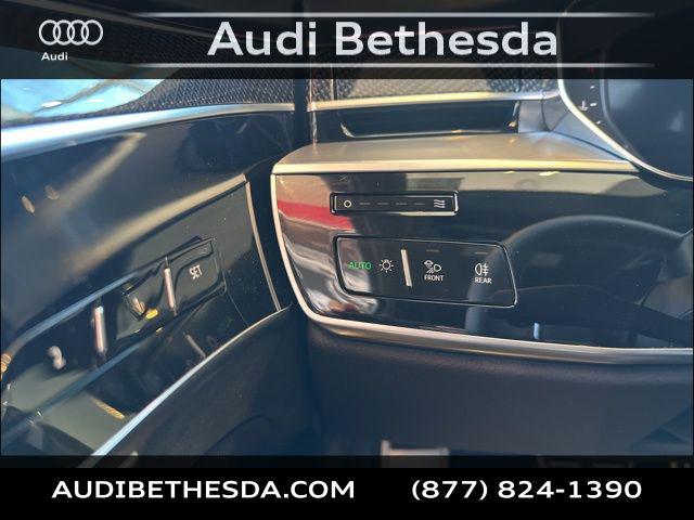2025 Audi S8 Base - Photo 11