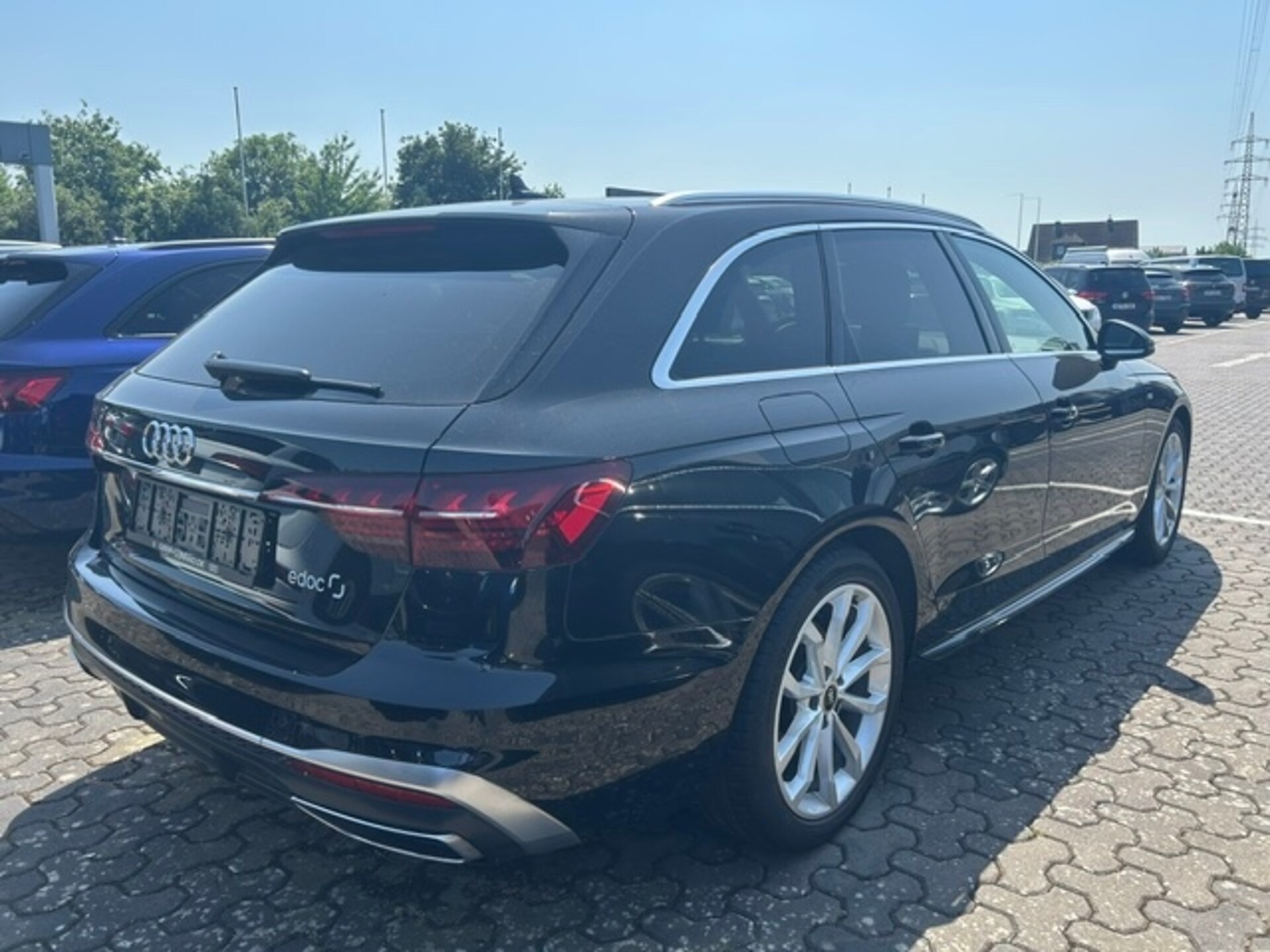 Audi A4 Avant S line