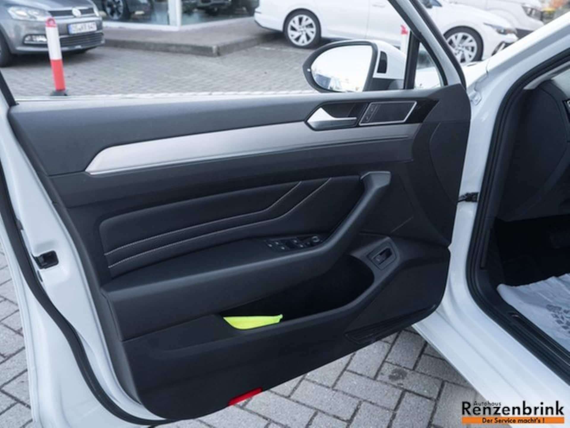Volkswagen Passat Variant Elegance