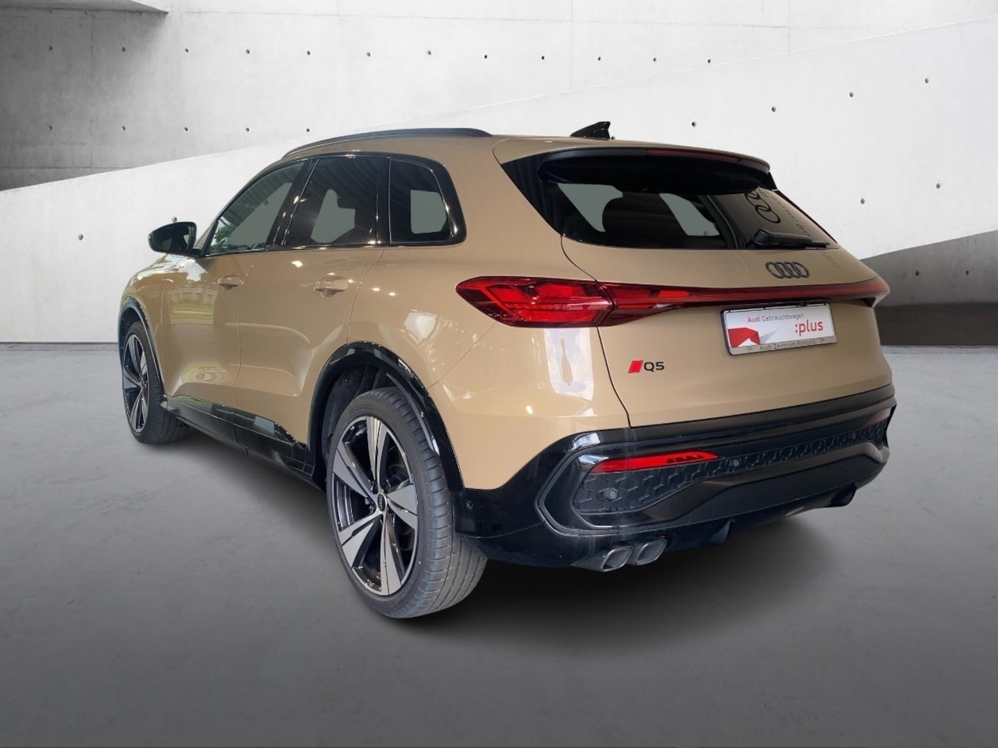 Bild über Audi Q5 SUV TDI quattro 150 kW S tronic - für weitere Informationen kontaktieren Sie den Audi Partner