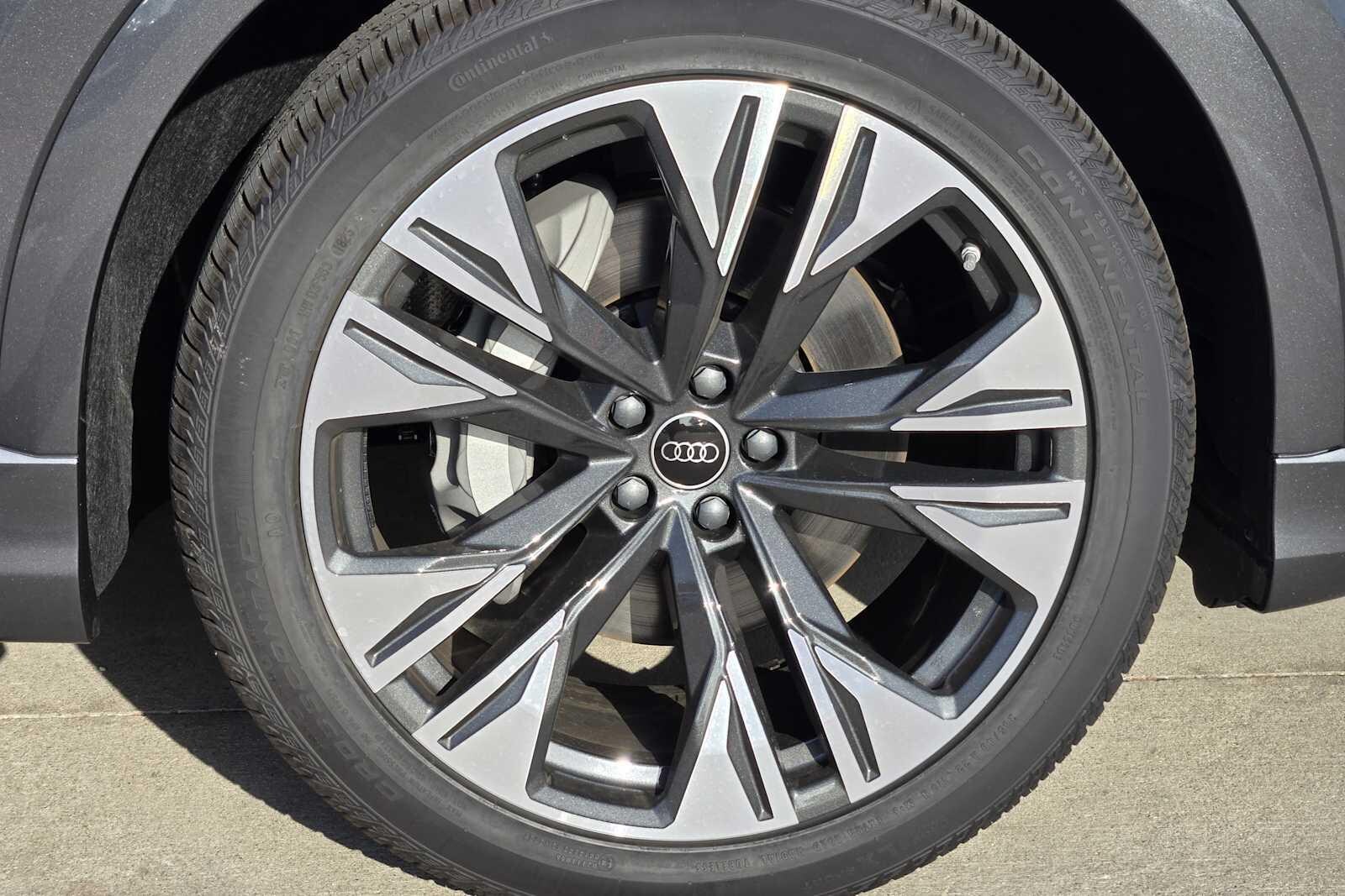 2026 Audi Q8 Premium Plus - Photo 7