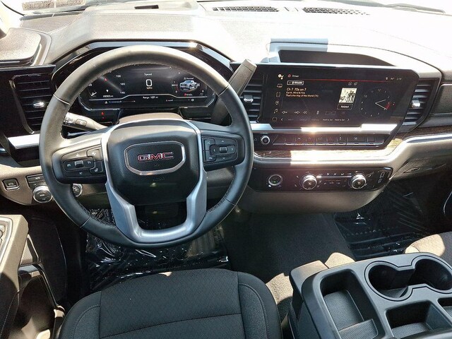 2023 GMC Sierra