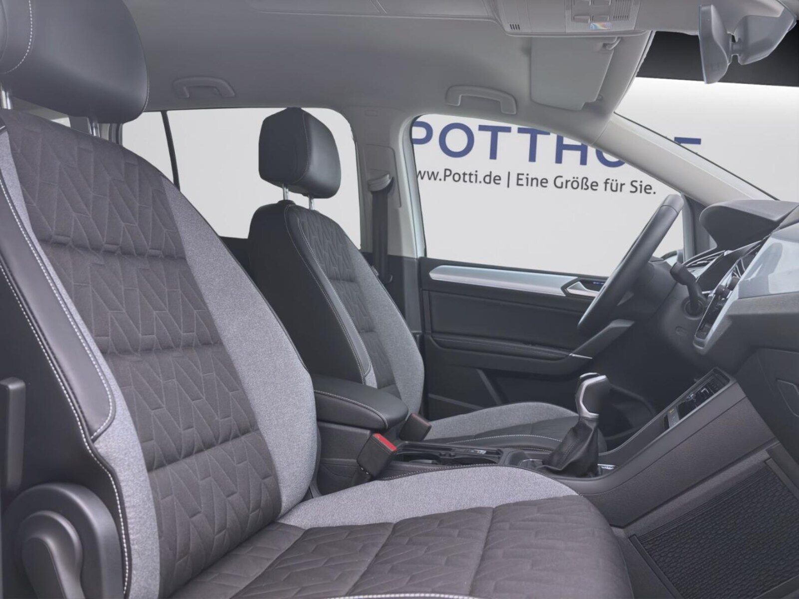 Volkswagen Touran – Bild 17