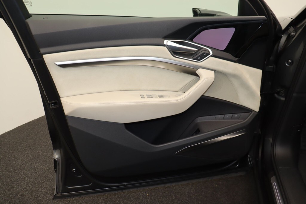 Image about Audi e-tron Sportback S line 55 quattro