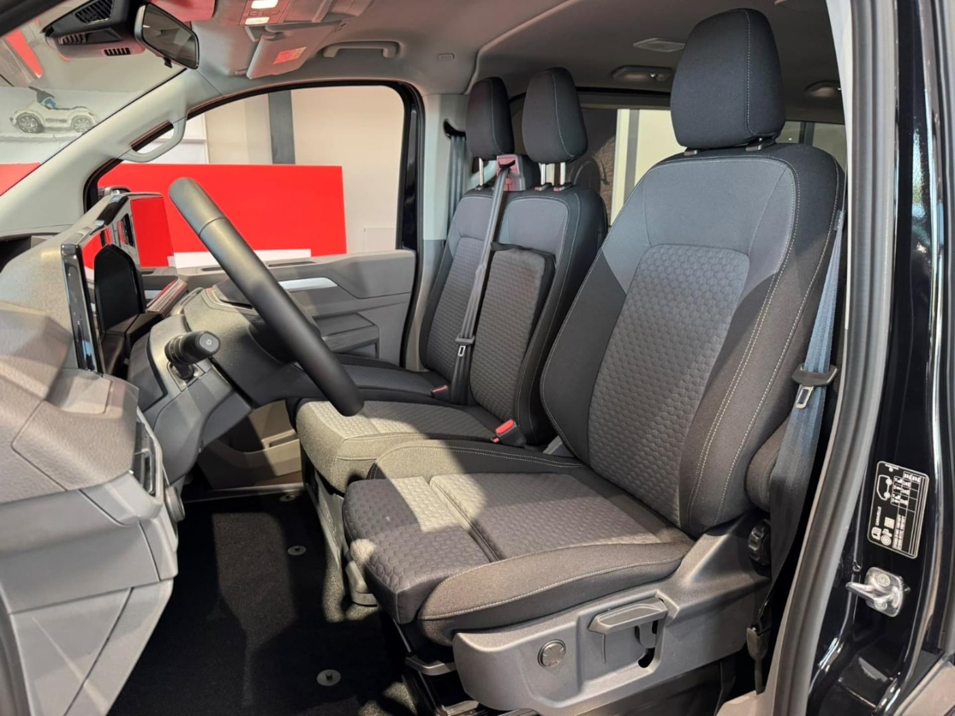 Volkswagen e-Caravelle Life