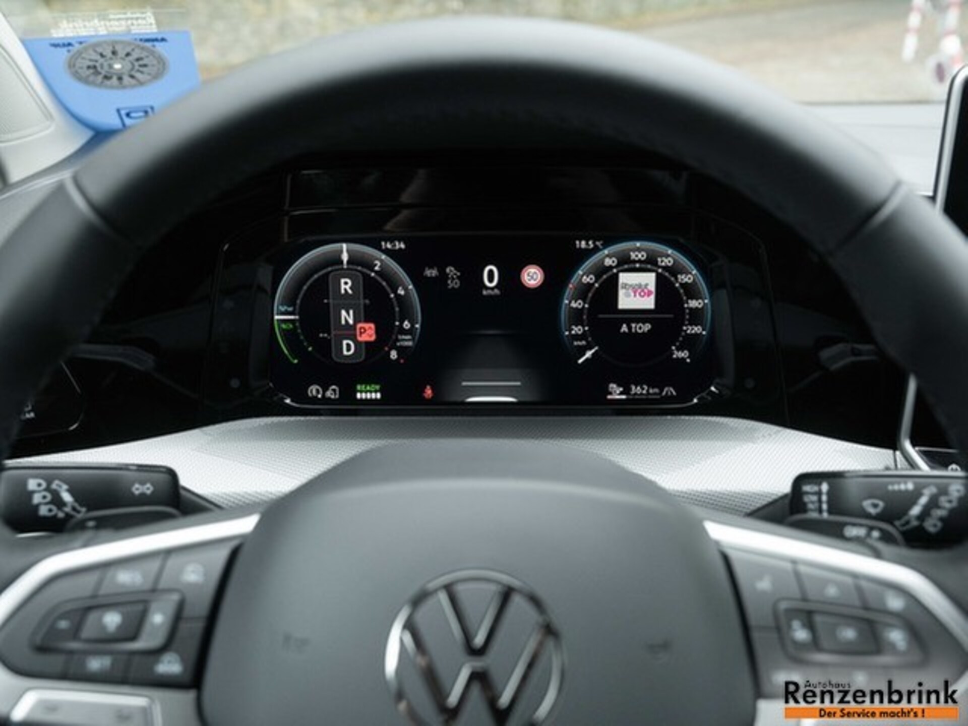 Volkswagen Golf Style
