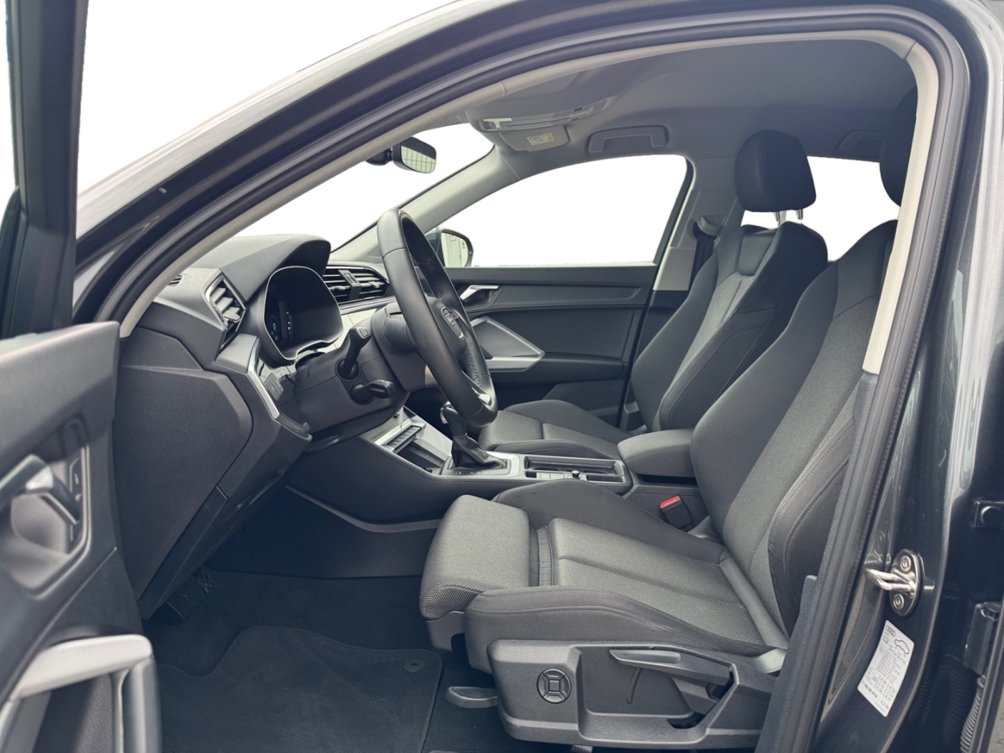 Bild über Audi Q3 Sportback S line 35 TDI S tronic - für weitere Informationen kontaktieren Sie den Audi Partner