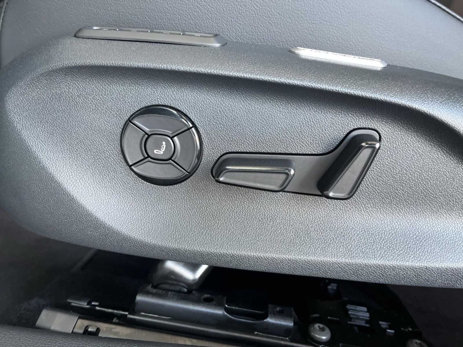 Volkswagen Passat – Bild 15