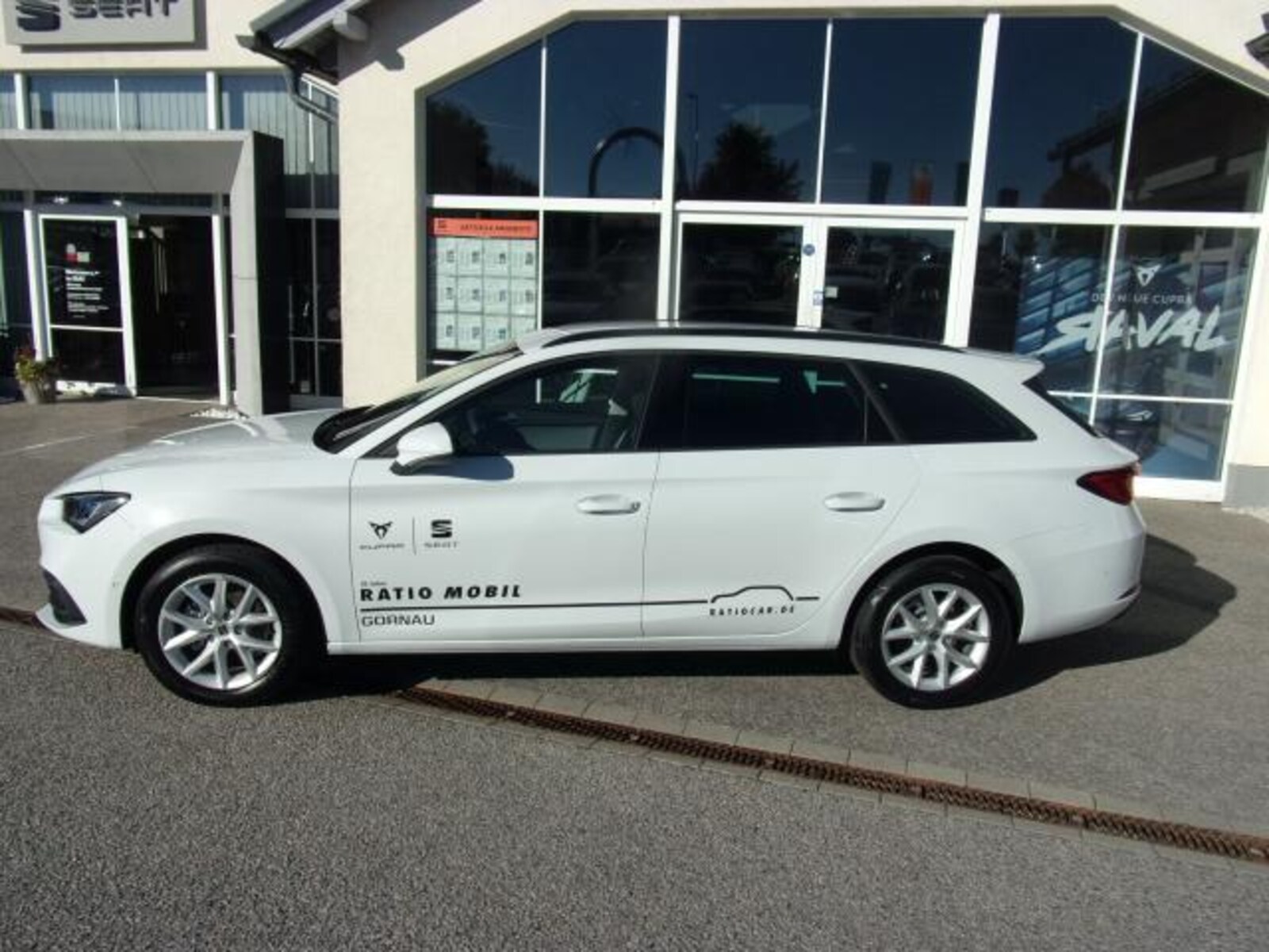 SEAT Leon Sportstourer – Bild 2